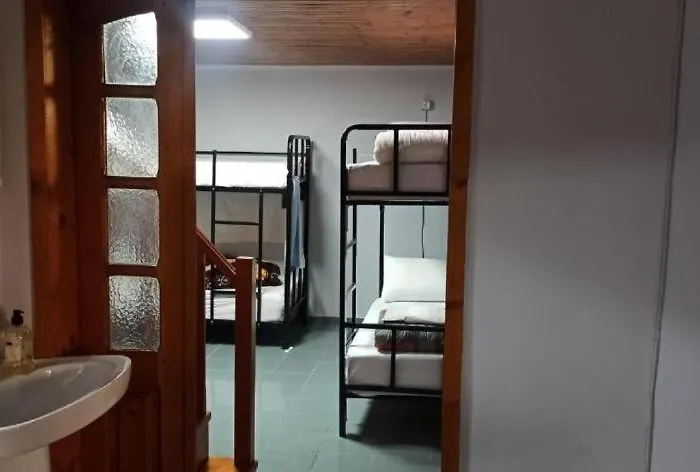 Tag 2 Hostel * Tirana