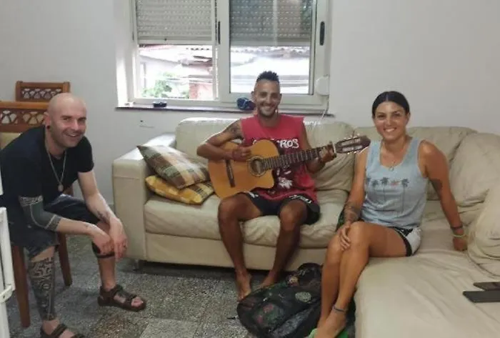 Tag 2 Hostel Albergue Tirana