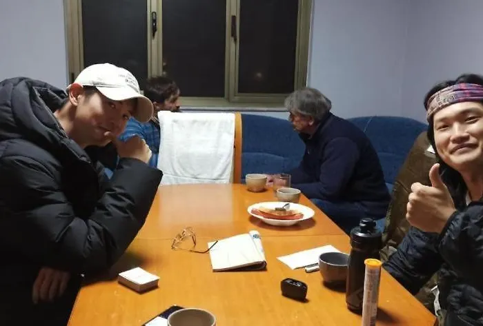 بيت شباب Tag 2 Hostel تيرانا