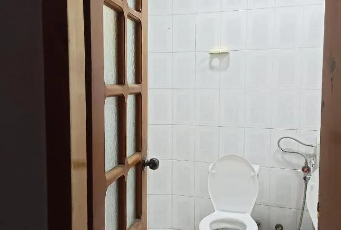 بيت شباب Tag 2 Hostel *